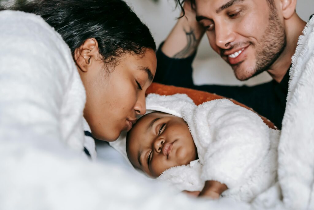 5 Tips For A Comfortable First Night With Newborn - Fathercy